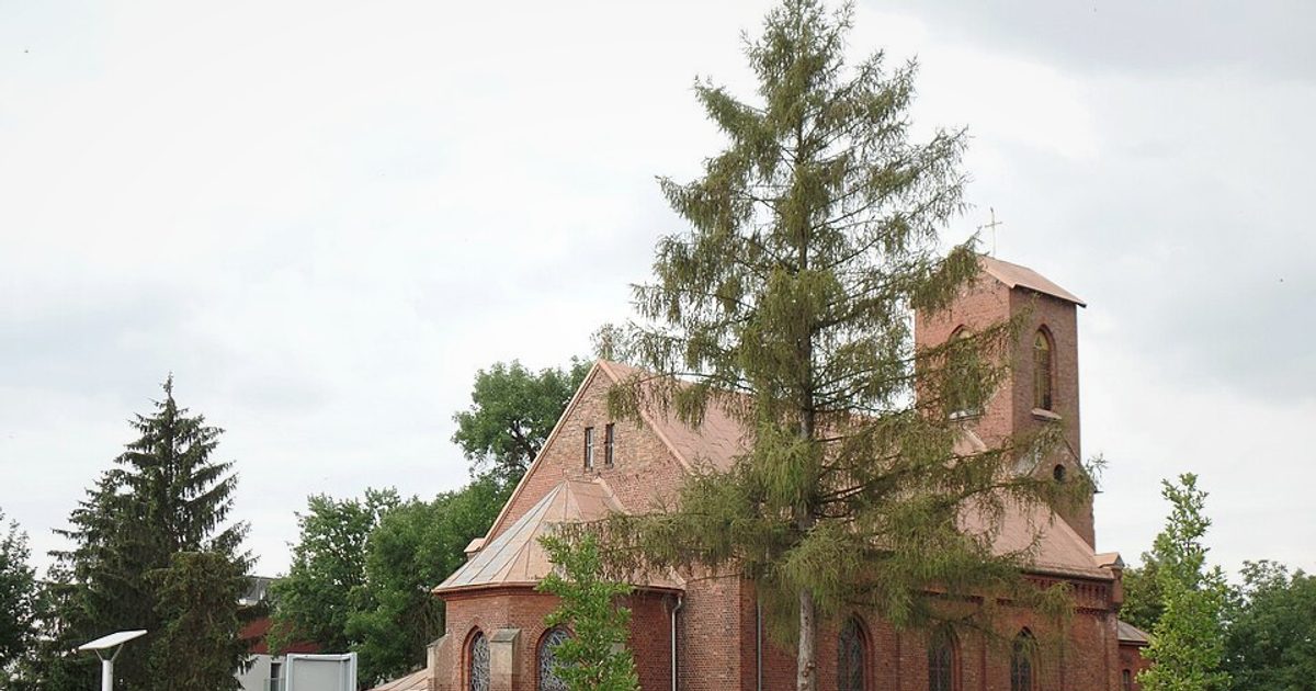 Kościół parafii Kościół św. Urbana w Głębinów — zdjęcie