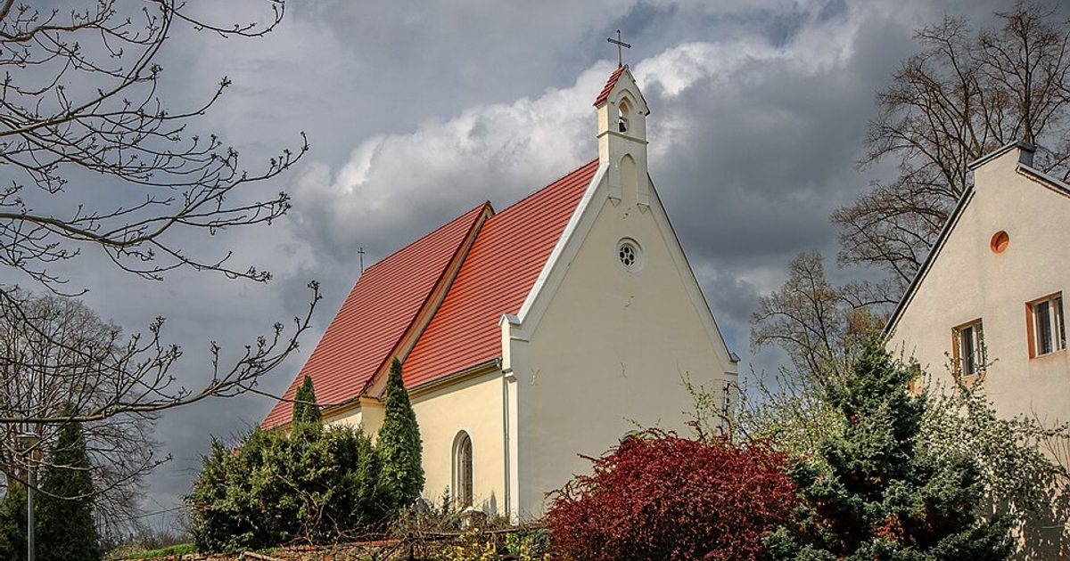 Kościół parafii Kościół św. Urszuli w Gwizdanów — zdjęcie