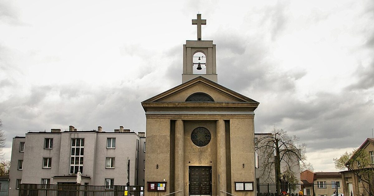 Kościół parafii Kościół św. Urszuli Ledóchowskiej w Łódź — zdjęcie