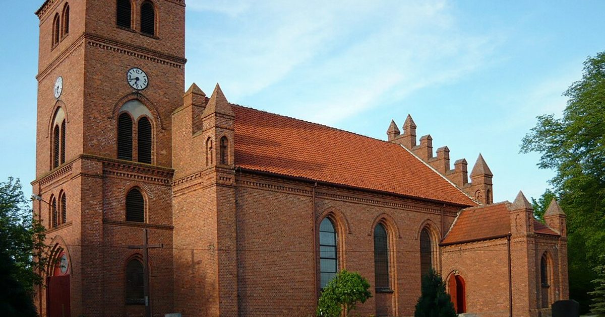 Kościół parafii Kościół św. Walentego w Łążyn — zdjęcie