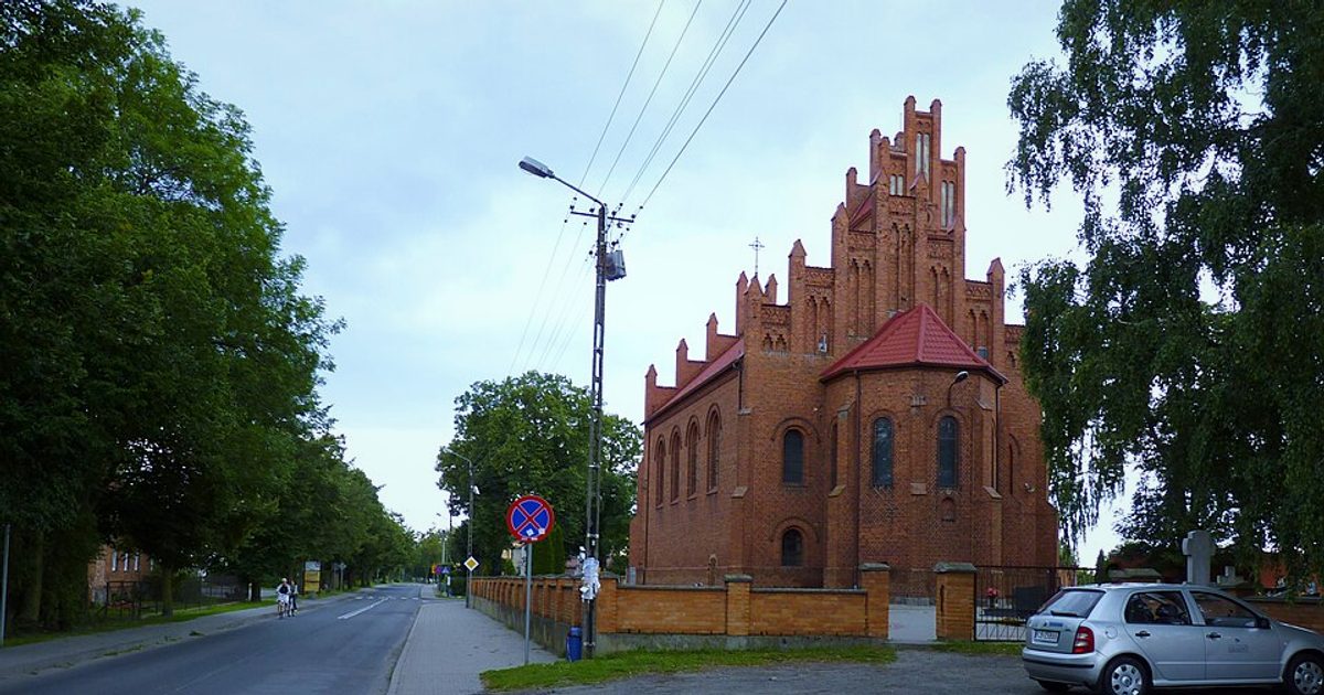 Kościół parafii Kościół św. Wawrzyńca w Dobrcz — zdjęcie