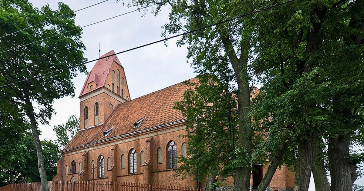 Kościół parafii Kościół św. Wawrzyńca w Kochanówka — zdjęcie