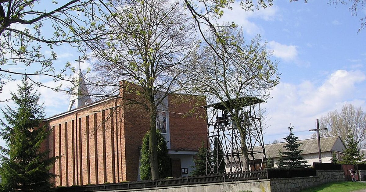 Kościół parafii Kościół św. Wawrzyńca w Ostrówek — zdjęcie