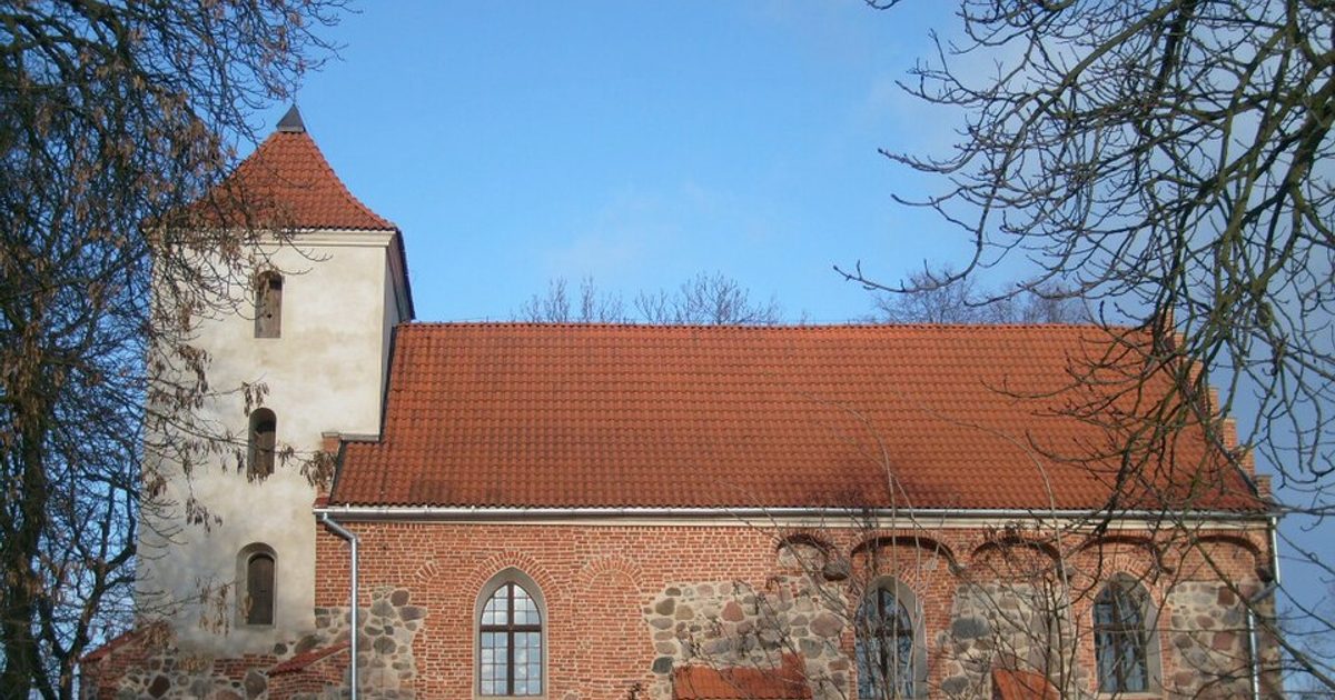 Kościół parafii Kościół św. Wawrzyńca w Ryńsk — zdjęcie