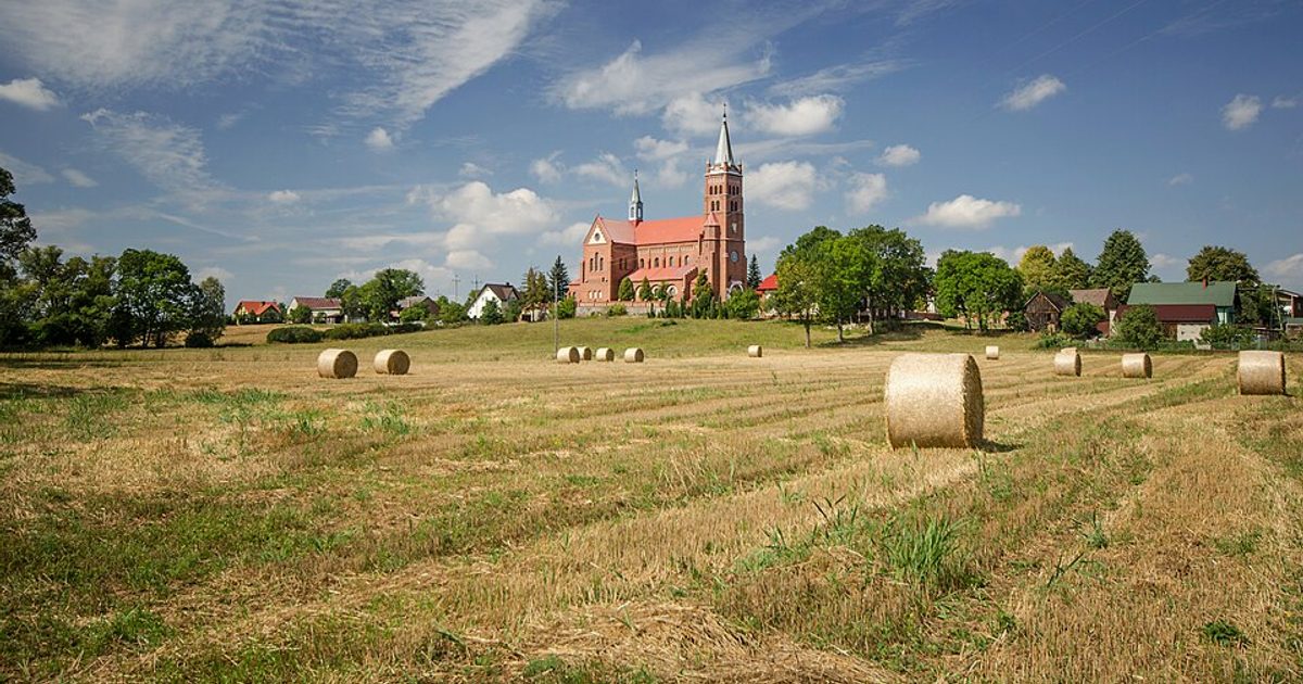 Kościół parafii Kościół św. Wawrzyńca w Stolec — zdjęcie