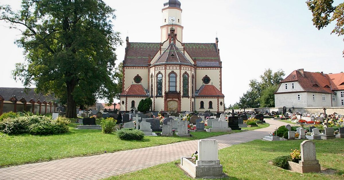 Kościół parafii Kościół św. Wawrzyńca w Wierzch — zdjęcie