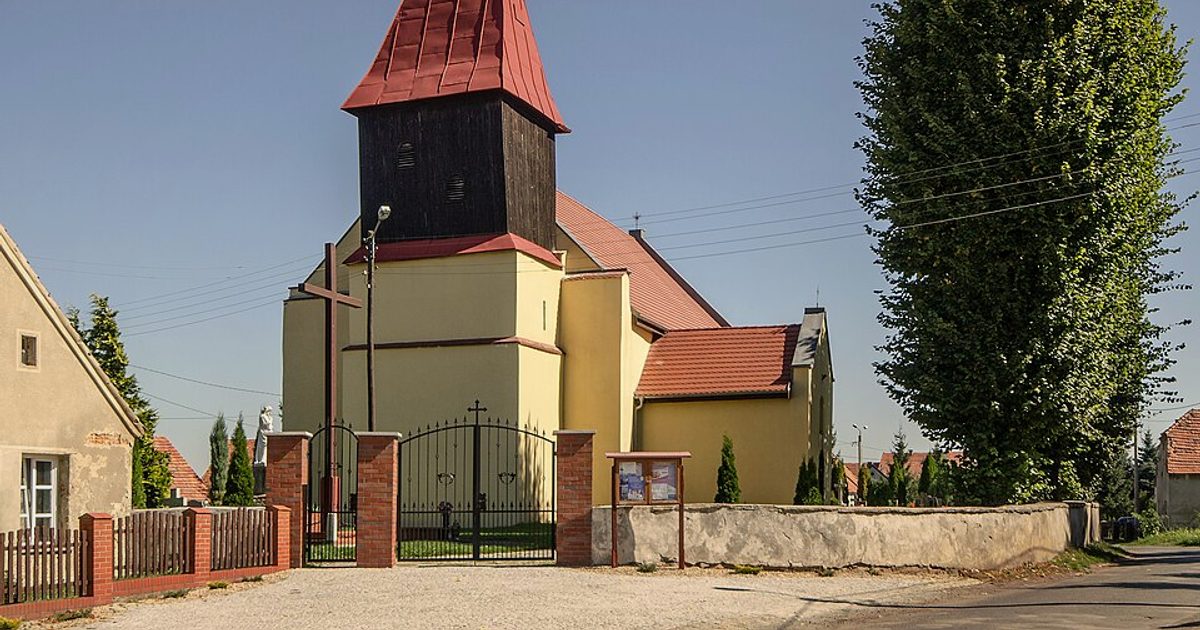 Kościół parafii Kościół św. Wawrzyńca w Wrocisławice — zdjęcie