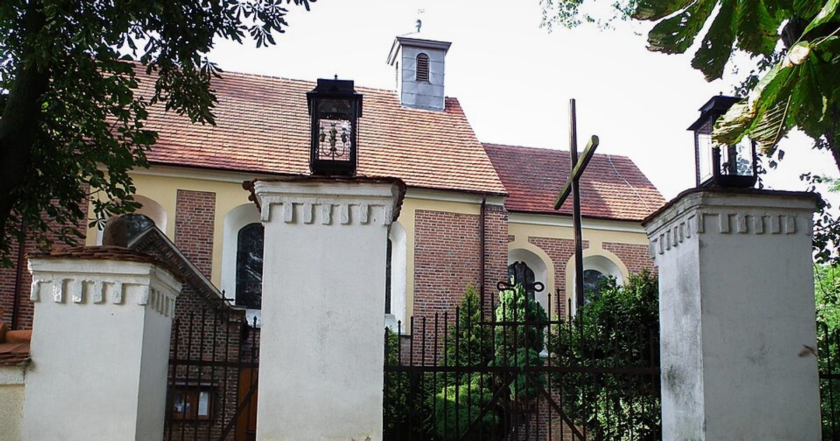 Kościół parafii Kościół św. Wojciecha w Dalewo — zdjęcie