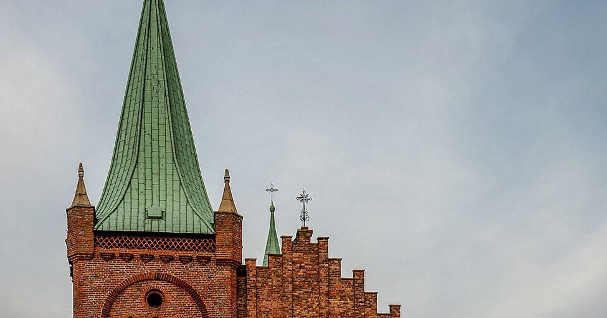 Kościół parafii Kościół św. Wojciecha i Jerzego w Zator — zdjęcie