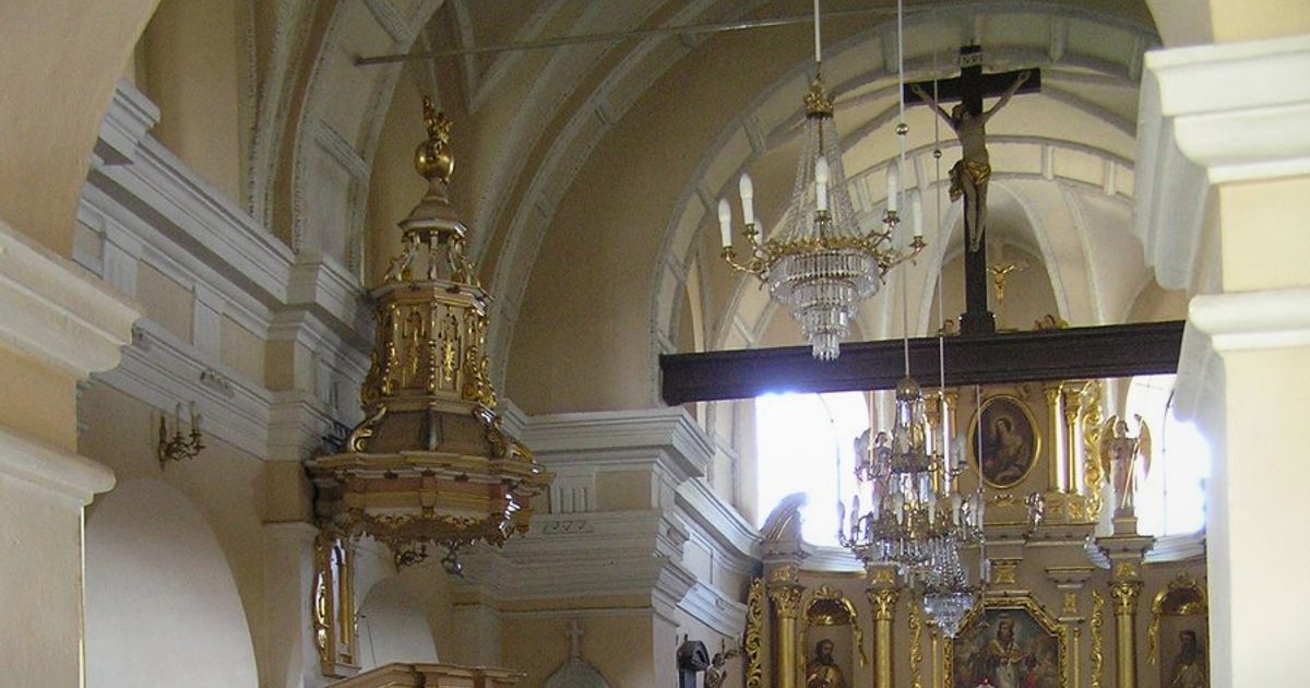 Kościół parafii Kościół św. Wojciecha i św. Stanisława w Burzenin — zdjęcie