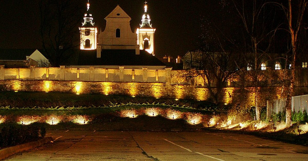 Kościół parafii Kościół Świętego Krzyża w Rzeszów — zdjęcie