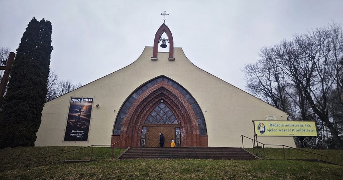 Kościół parafii Kościół Świętej Rodziny w Elbląg — zdjęcie