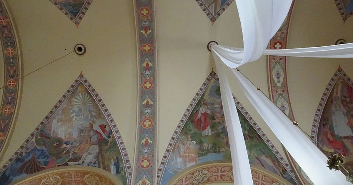 Kościół parafii Kościół Świętej Trójcy w Białobrzegi — zdjęcie