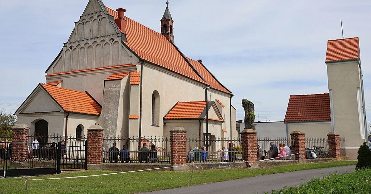 Kościół parafii Kościół Świętej Trójcy w Rychwał — zdjęcie