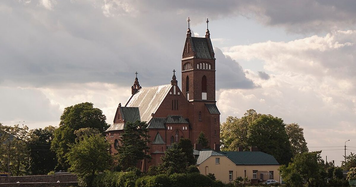 Dzieła sztuki sakralnej — Kościół Świętej Trójcy, Strzelce. Zdjęcie: Wikimedia Commons.
