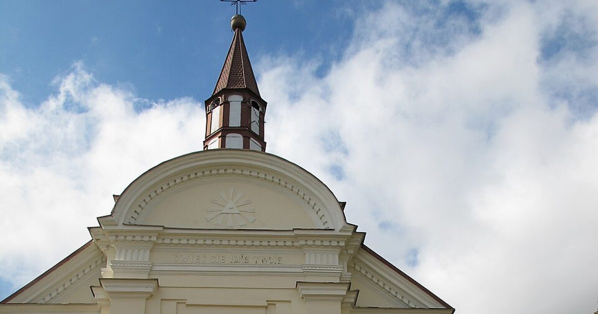 Kościół parafii Kościół Świętej Trójcy w Turośń Kościelna — zdjęcie