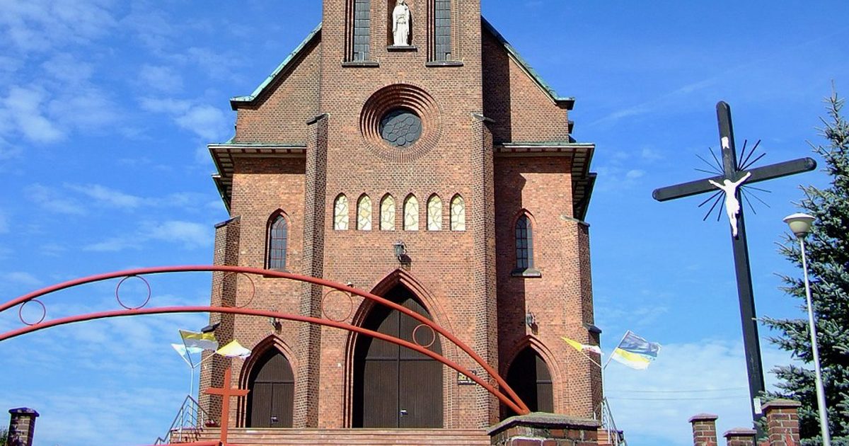 Kościół parafii Kościół Trójcy Przenajświętszej w Dąbrowa Górnicza — zdjęcie