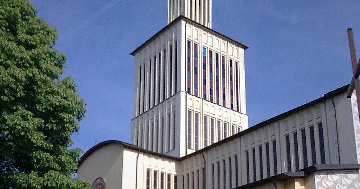 Kościół parafii Kościół Trójcy Przenajświętszej w Prostyń — zdjęcie