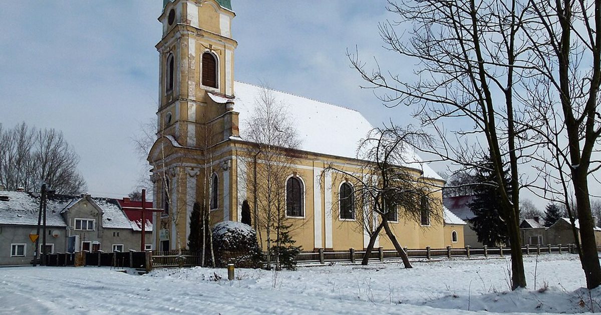 Kościół parafii Kościół Trójcy św. w Zimna Woda — zdjęcie