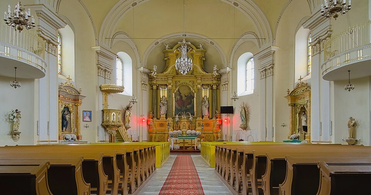 Kościół parafii Kościół Trójcy Świętej w Rudziczka — zdjęcie