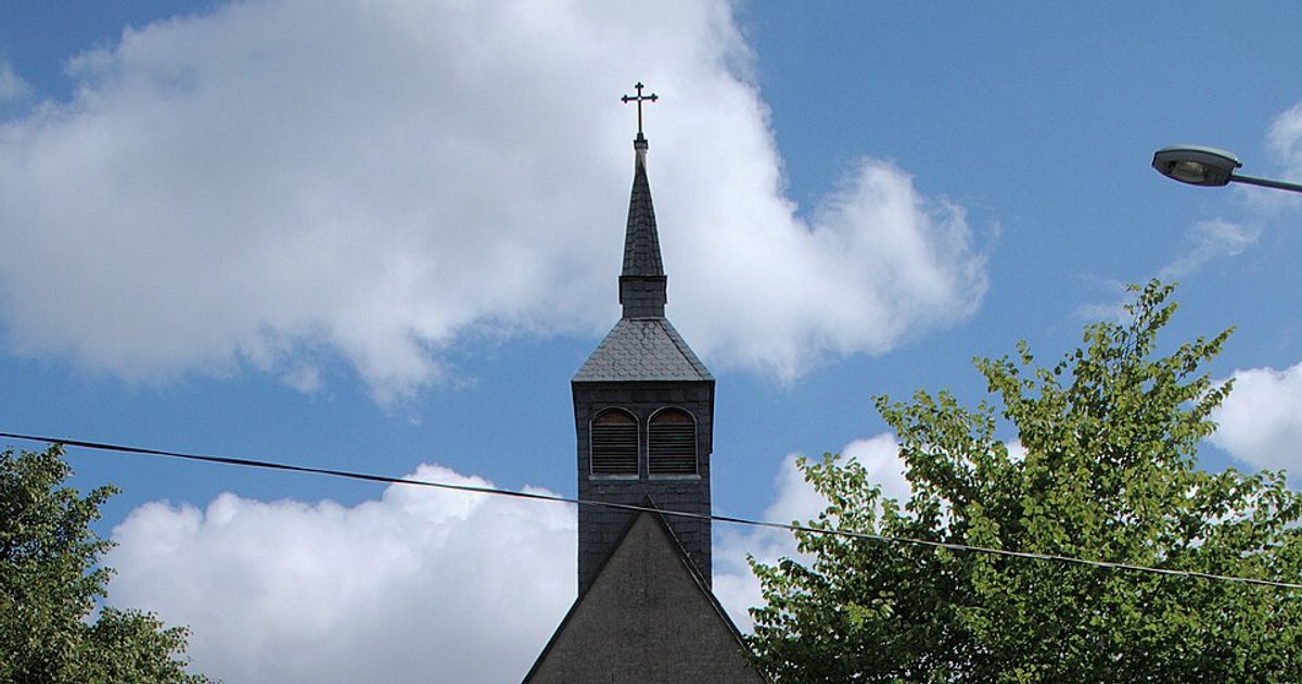 Kościół parafii Kościół Trójcy Świętej w Smołdzino — zdjęcie
