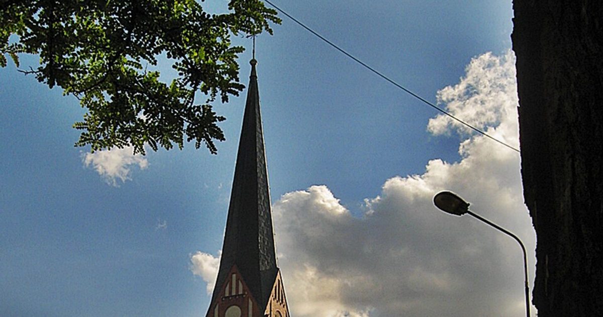 Kościół parafii Kościół Wniebowstąpienia Pańskiego w Częstochowa — zdjęcie