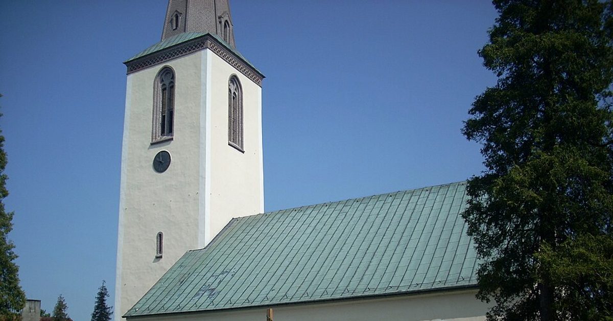 Kościół parafii Kościół Wniebowstąpienia Pańskiego w Jaźwina — zdjęcie