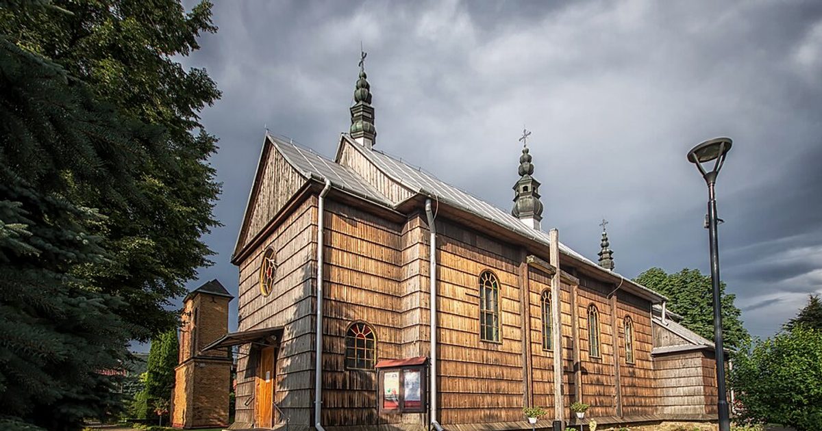 Kościół parafii Kościół Wniebowstąpienia Pańskiego w Sanok — zdjęcie