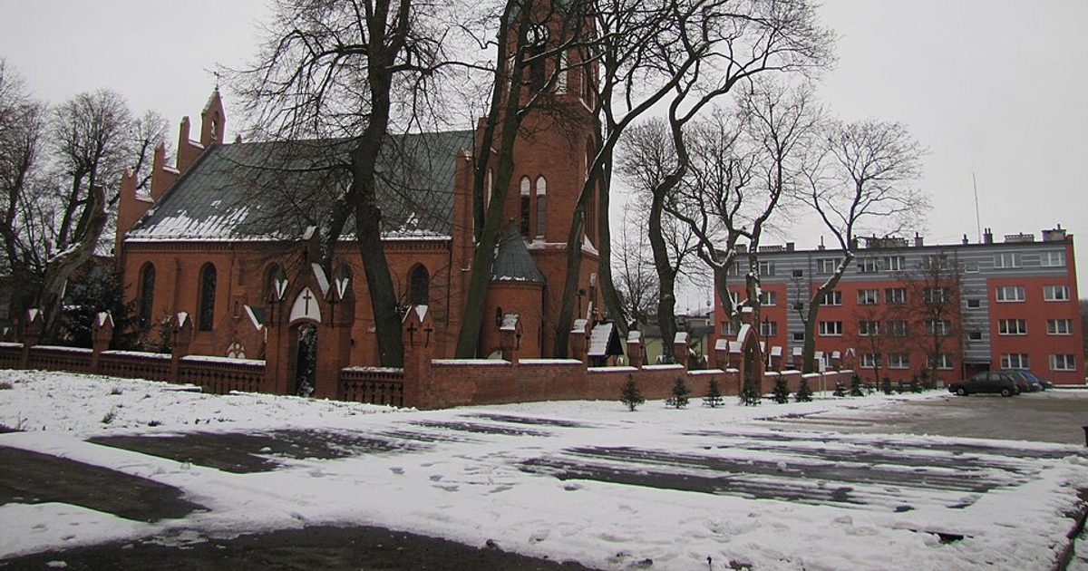 Kościół parafii Kościół Wniebowzięcia NMP w Debrzno — zdjęcie