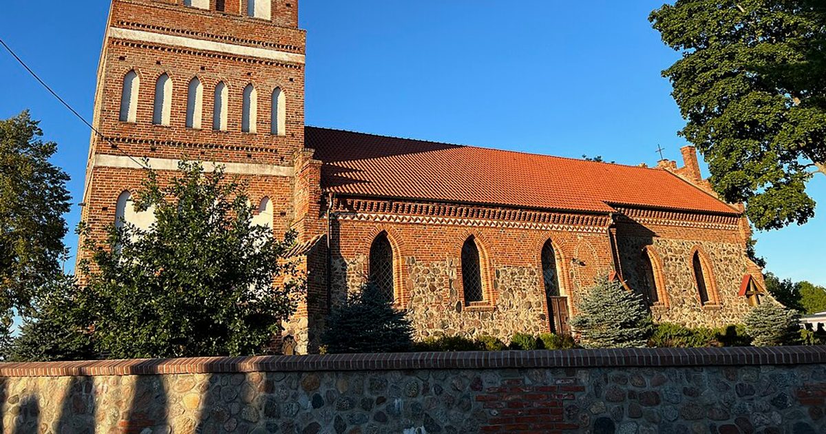 Kościół parafii Kościół Wniebowzięcia NMP w GALINY — zdjęcie