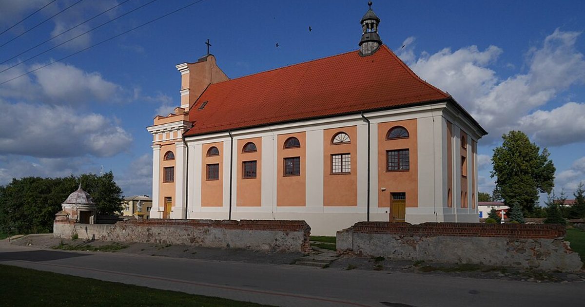 Kościół parafii Kościół Wniebowzięcia NMP w Grabowo — zdjęcie