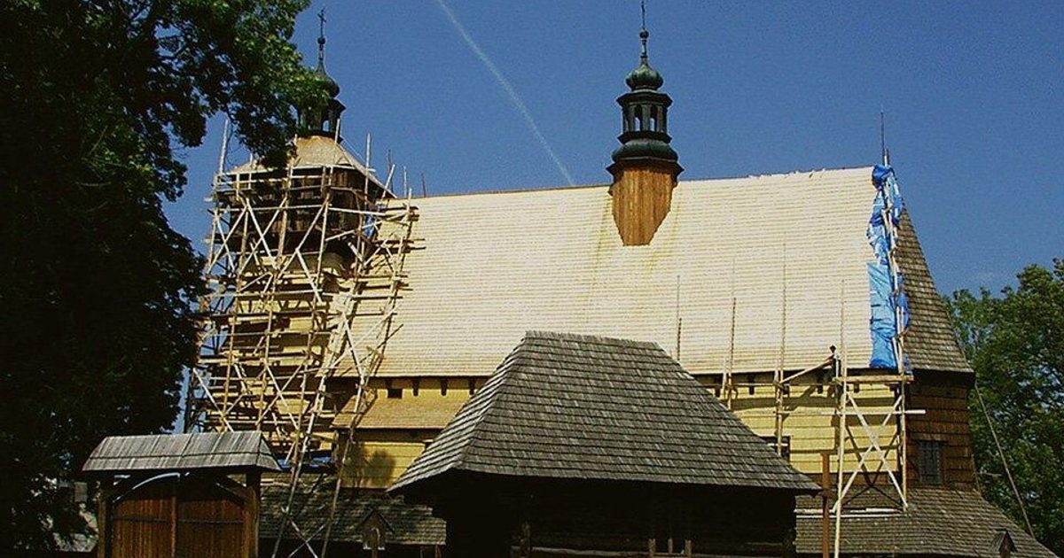 Kościół parafii Kościół Wniebowzięcia NMP w Haczów — zdjęcie