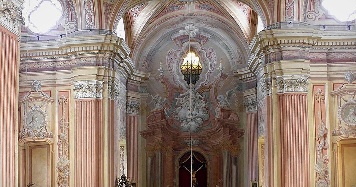 Dzieła sztuki sakralnej — Kościół Wniebowzięcia NMP, Opactwo. Zdjęcie: Wikimedia Commons.