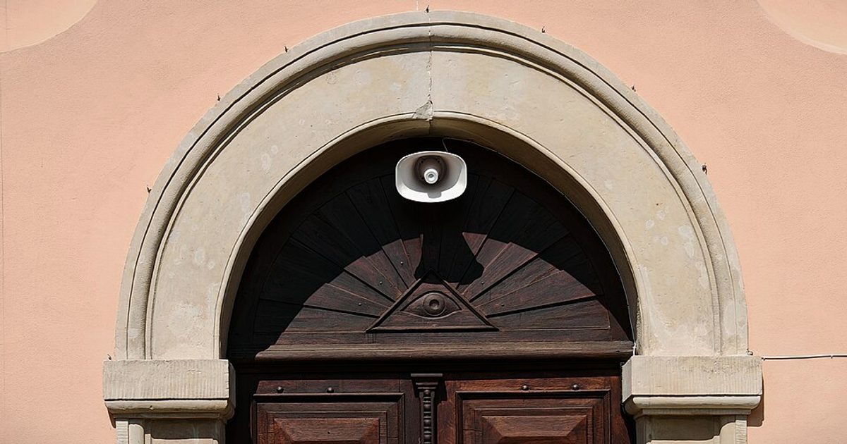 Relikwie świętych — Kościół Wniebowzięcia NMP, Opatów. Zdjęcie: Wikimedia Commons.