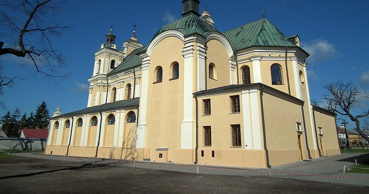 Dzieła sztuki sakralnej — Kościół Wniebowzięcia NMP, Opole Lubelskie. Zdjęcie: Wikimedia Commons.