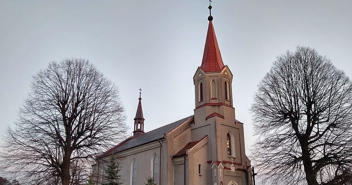 Kościół parafii Kościół Wniebowzięcia NMP w Ostrowy Tuszowskie — zdjęcie