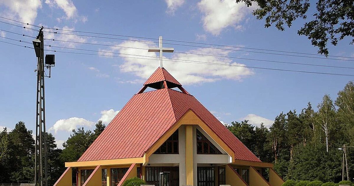 Kościół parafii Kościół Wniebowzięcia NMP w Rzuców — zdjęcie