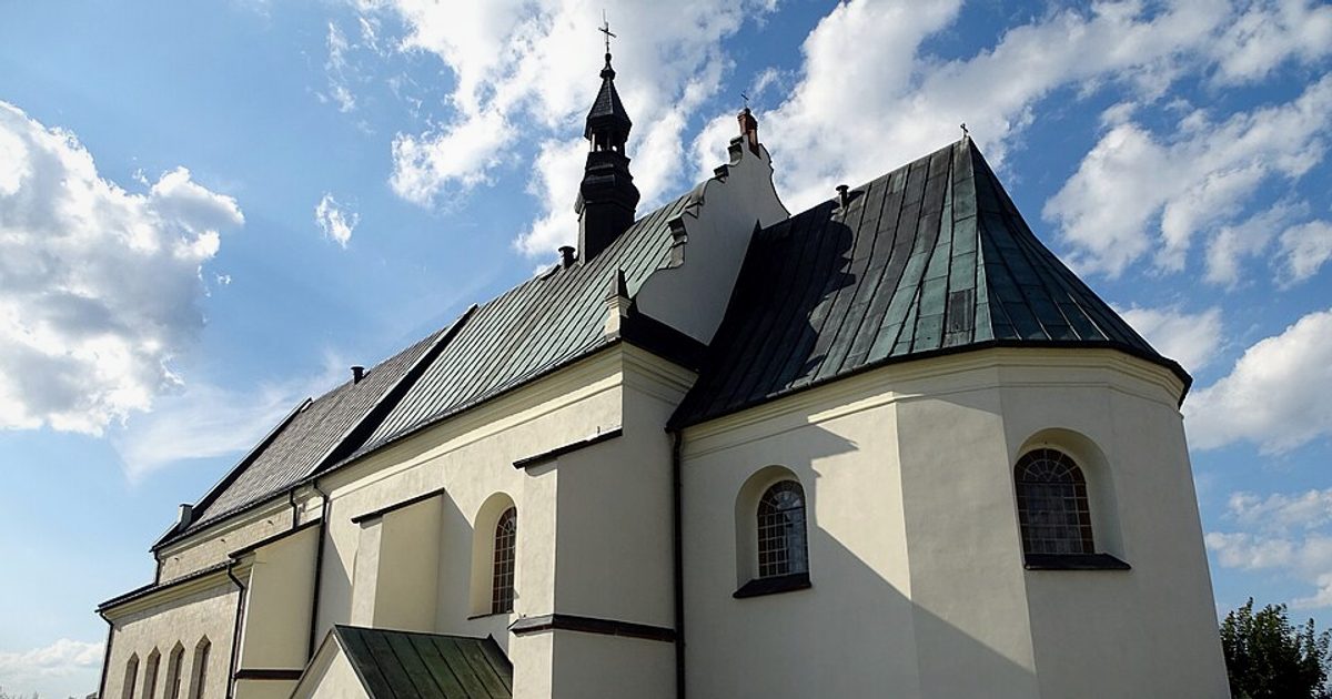 Kościół parafii Kościół Wniebowzięcia NMP w Strawczyn — zdjęcie