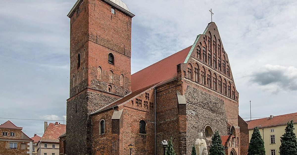 Kościół parafii Kościół Wniebowzięcia NMP w Szprotawa — zdjęcie