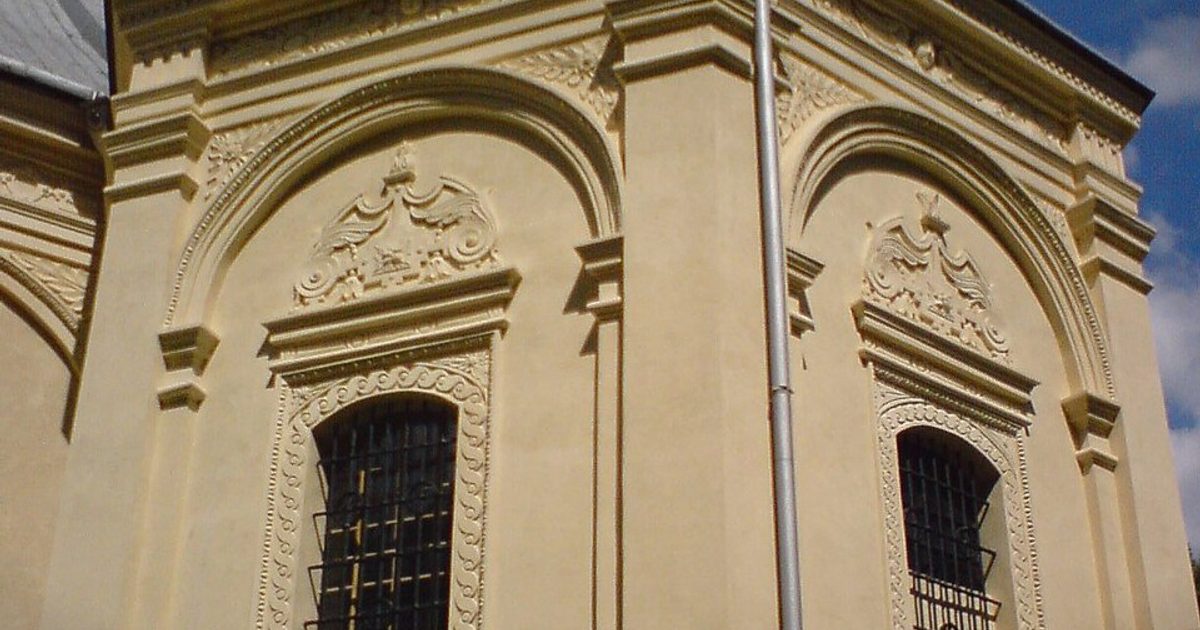 Kościół parafii Kościół Wniebowzięcia NMP w Uchanie — zdjęcie