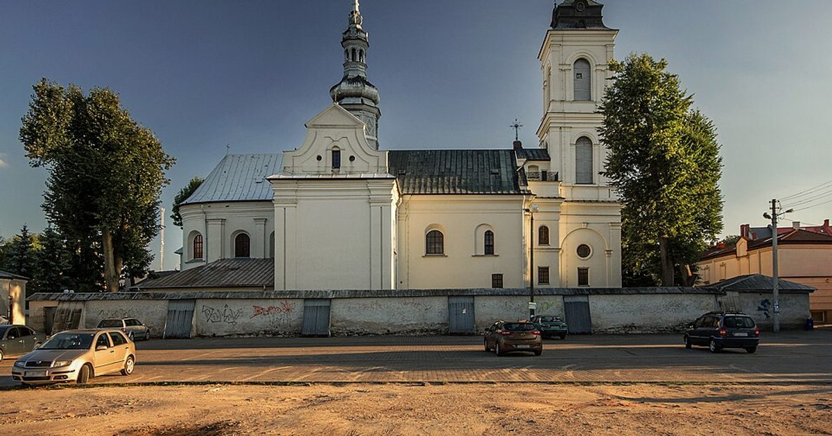 Kościół parafii Kościół Wniebowzięcia NMP w Włoszczowa — zdjęcie