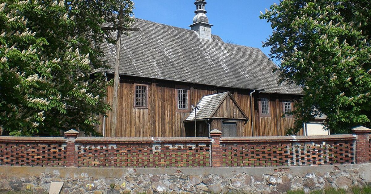 Kościół parafii Kościół Wszystkich Świętych w Gieczno — zdjęcie