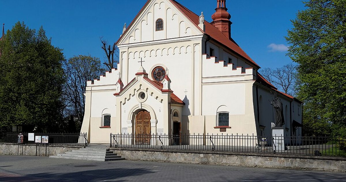 Kościół parafii Kościół Wszystkich Świętych w Nowe Brzesko — zdjęcie