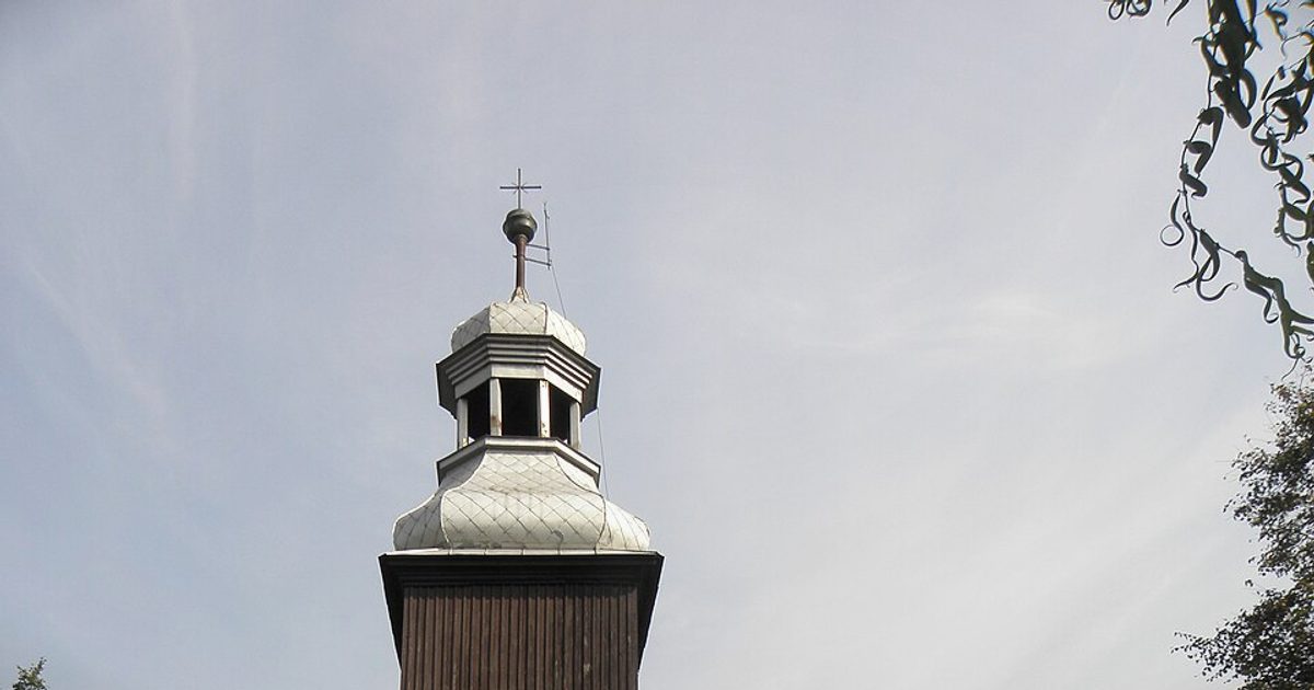 Kościół parafii Kościół Wszystkich Świętych w Rychnów — zdjęcie