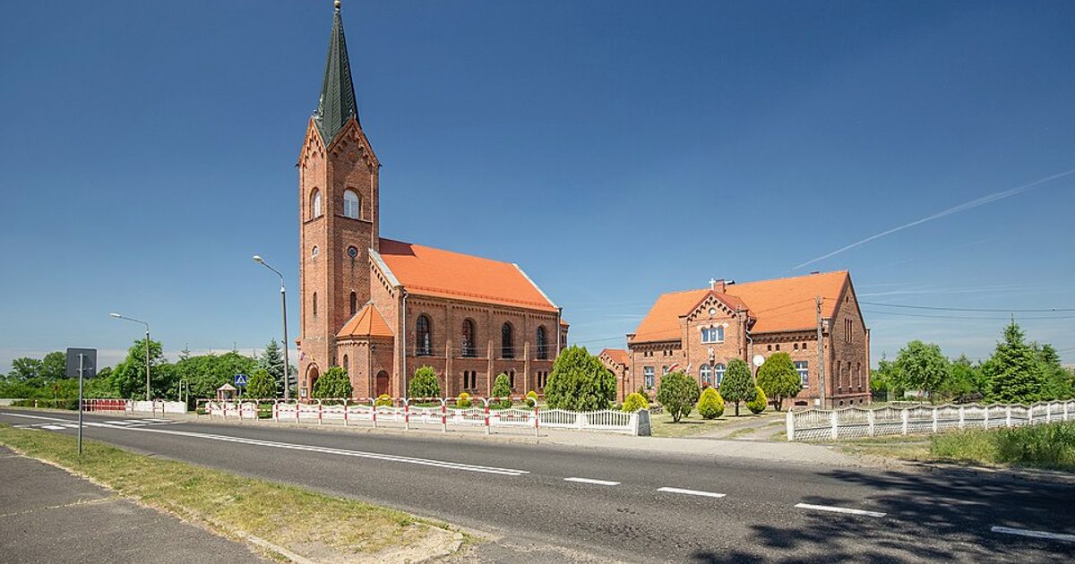 Kościół parafii Kościół Zesłania Ducha Świętego w Żuchlów — zdjęcie
