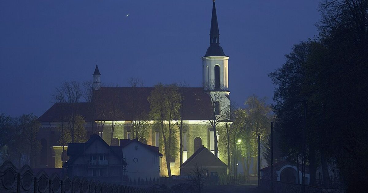 Kościół parafii Kościół Zwiastowania NMP w Dobrzyniewo Kościelne — zdjęcie